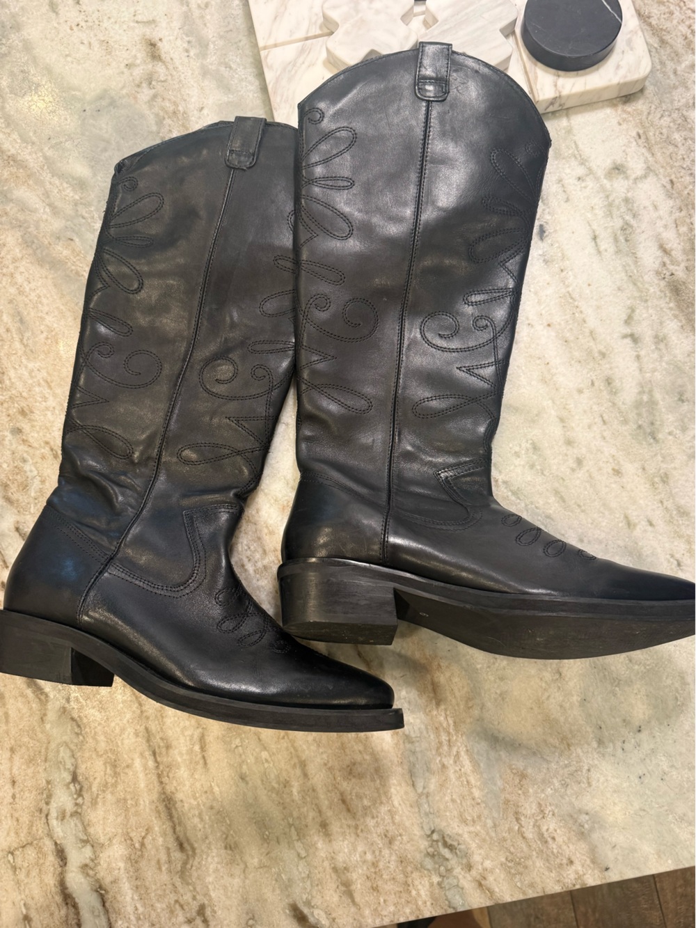 Women’s Black Faux Leather Knee-High Boots Nasty Gal Size 6